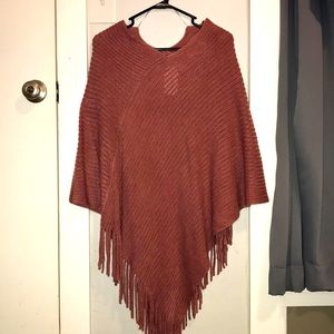 Brownish/Redish Poncho